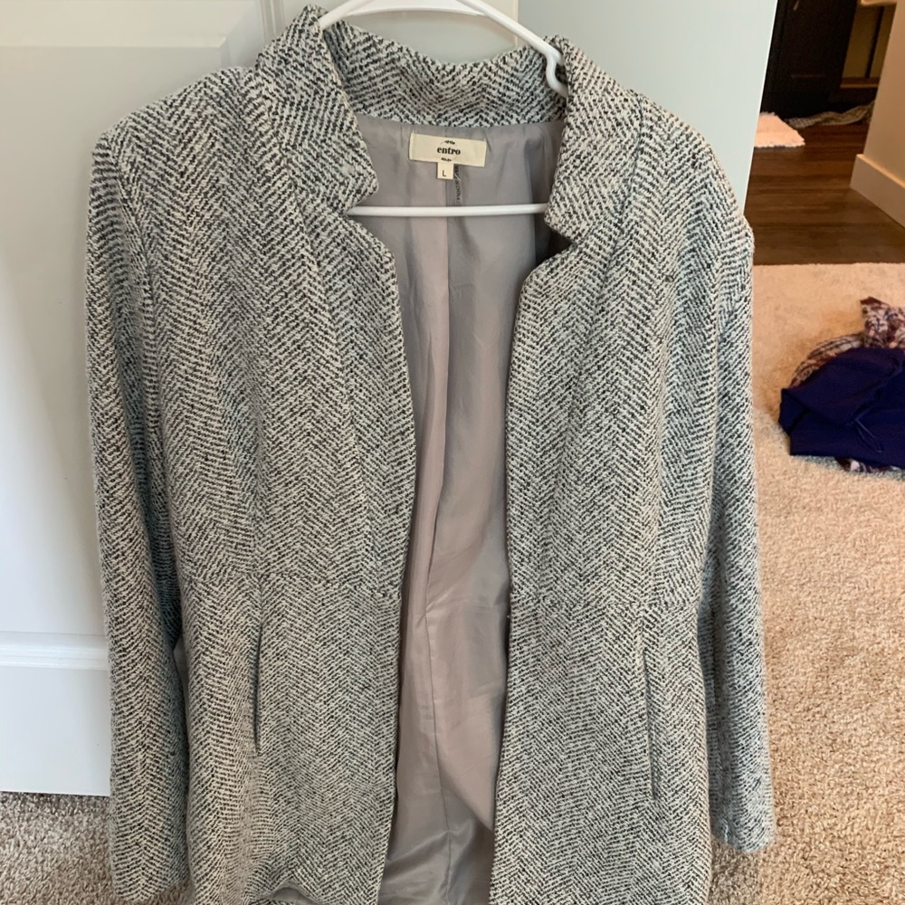 Grey blazer
